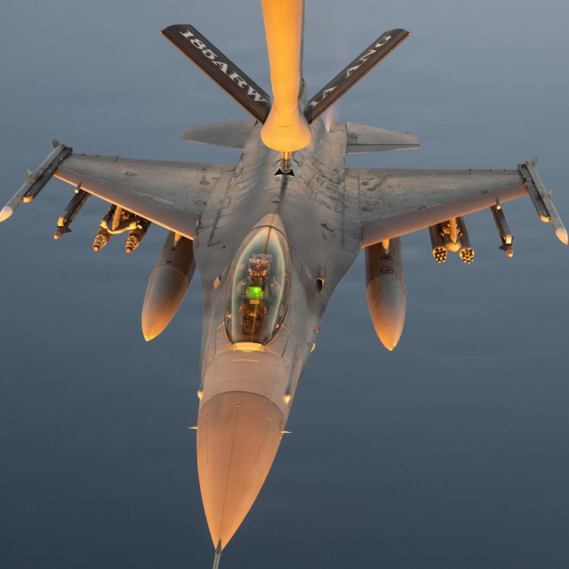 CENTCOM: İran'a yönelik saldırı başlattık