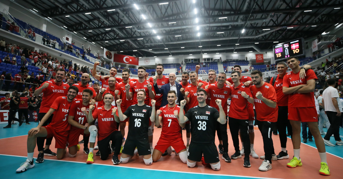 Filenin Efeleri, Sırbistan ile karşılaşıyor