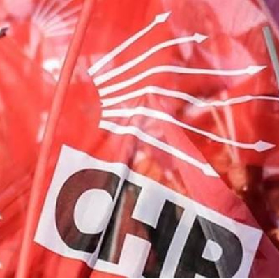 CHP’de 4 ilçe başkanı görevden alındı