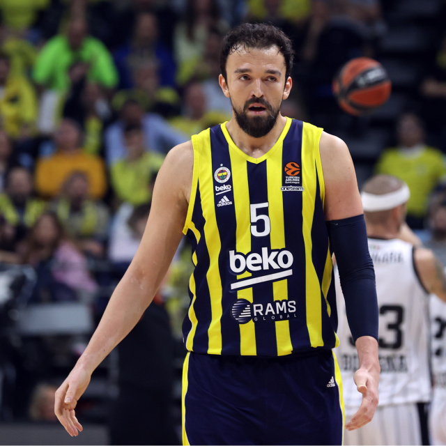 Sertaç Şanlı yeniden Fenerbahçe'de!