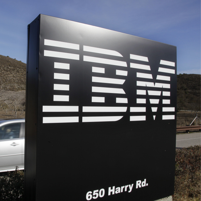 IBM'de tarihi düşüş