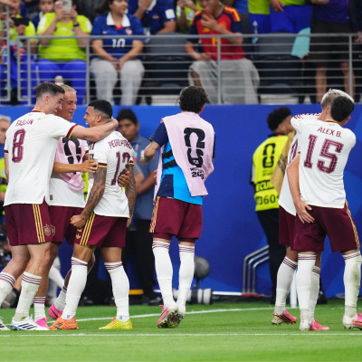 İlk finalist İspanya!