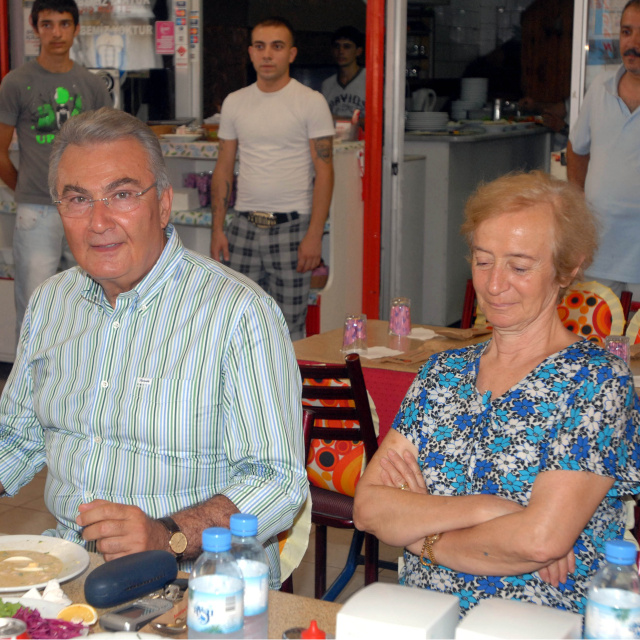 Deniz Baykal'ın eşi hayatını kaybetti