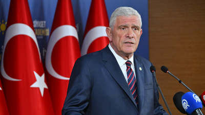 "O gece devletine sahip çıkanları selamlıyorum"