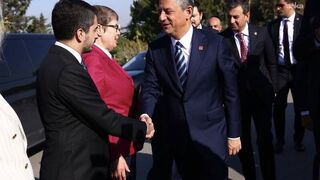 Özel, Hüseyin Can Güner'i ziyaret etti