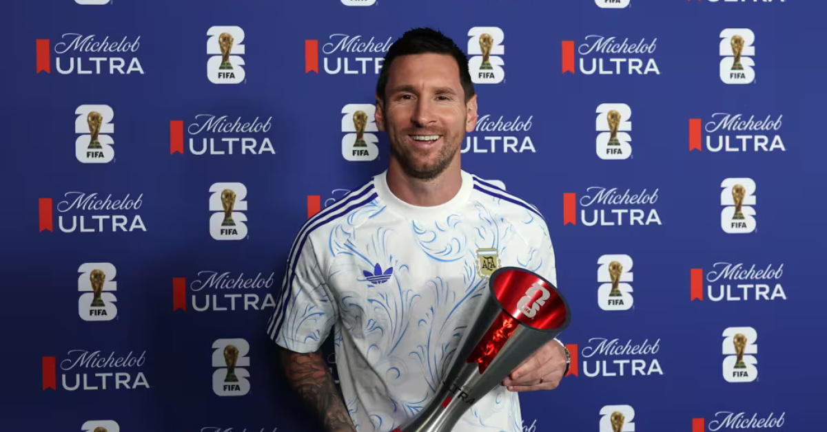 Messi yaşlanıyor, rekorları bitmiyor!