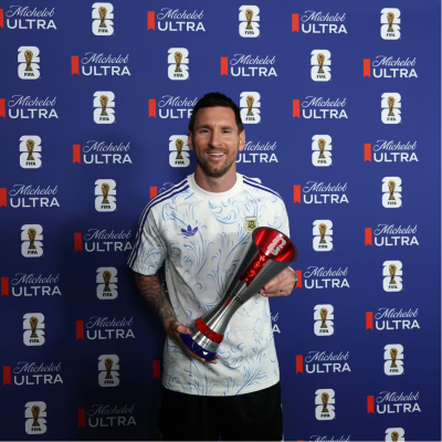 Messi yaşlanıyor, rekorları bitmiyor!
