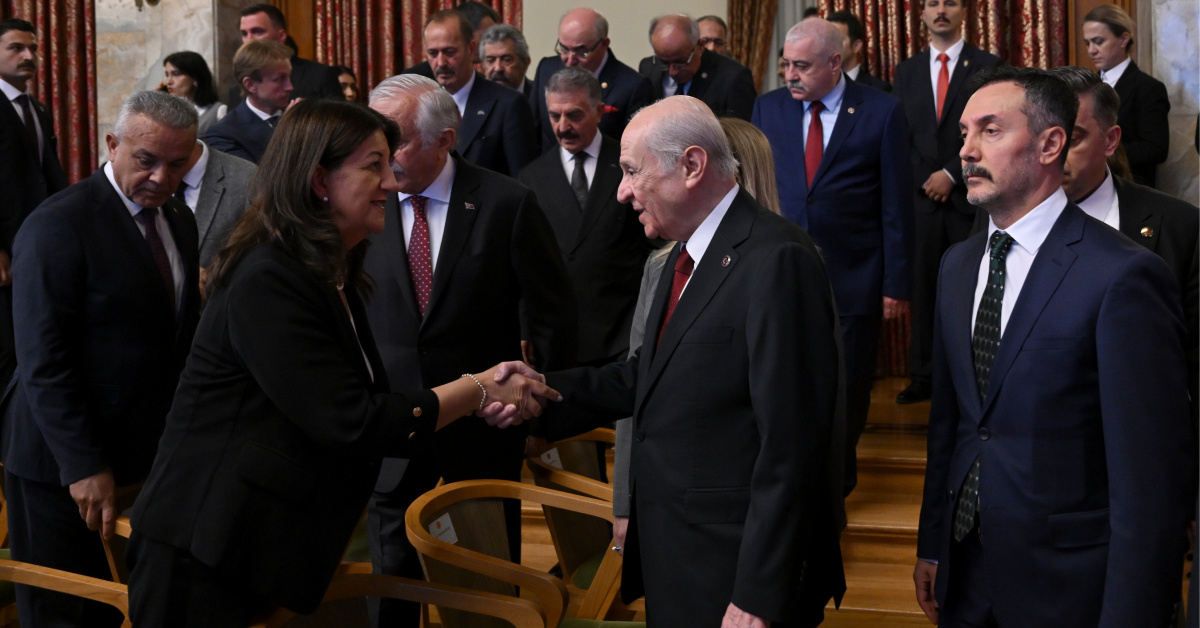 Son dakika: TBMM'de Devlet Bahçeli ve Efkan Ala ile görüşen Pervin Buldan: "İçeriğe dair bilgi vermeyeceğiz" | Son dakika haberleri