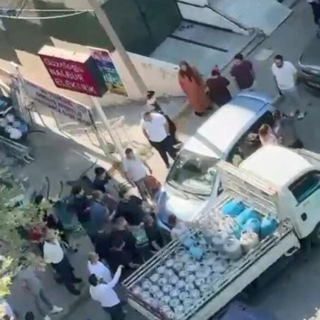 Park yeri kavgası savaş alanına döndü: Bıçakla keseceğim