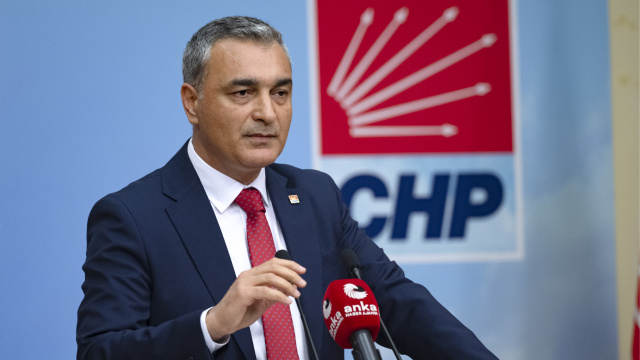 CHP'de 8 il başkanı görevden alındı