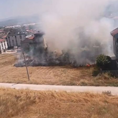 Anız yangınında 20 dönüm zarar gördü