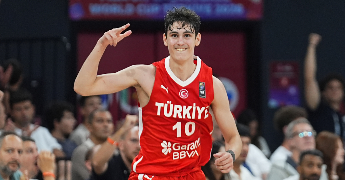 Ömer Kutluay tarihe geçti!