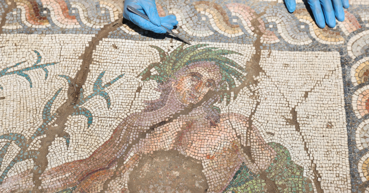 Nehir tanrısı Genç Eurymedon tasviri turistlerin gözdesi oldu