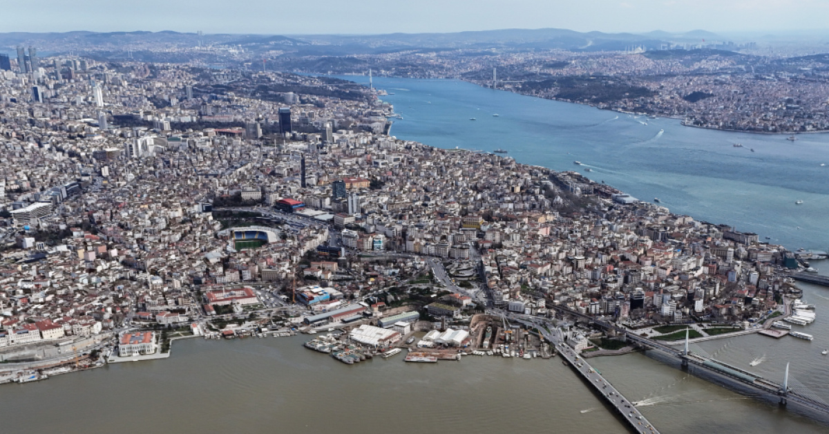 İstanbul'da dolar bazında tarihi zirve