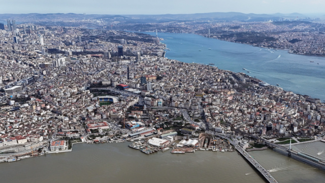İstanbul'da dolar bazında tarihi zirve
