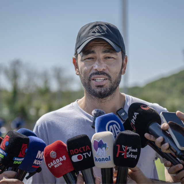 "Görüştüğümüz çok oyuncu var"