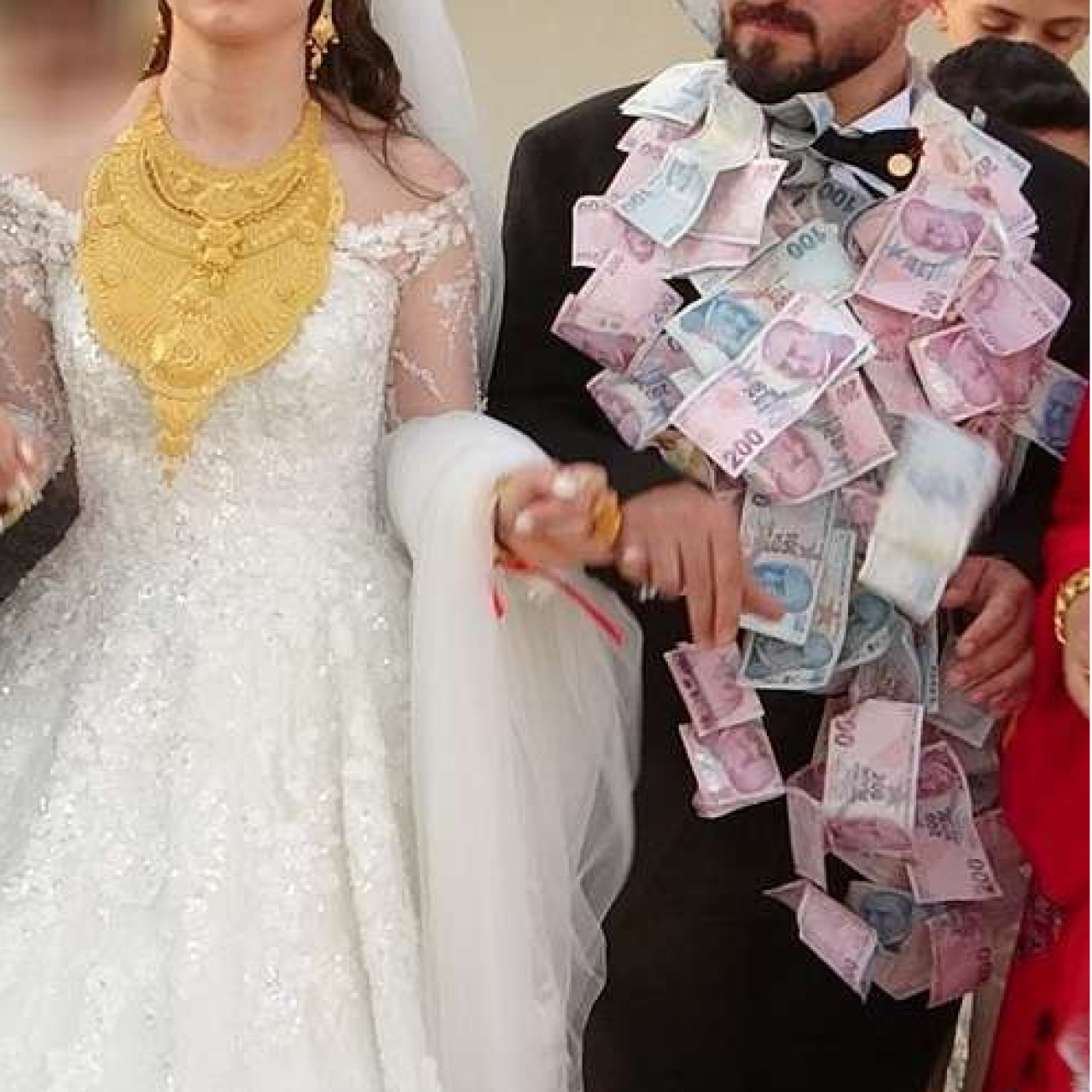 "Düğün takıları kimde kalacak?"