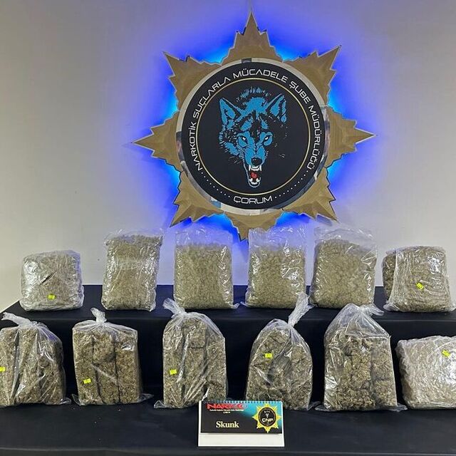 Çorum'da 9,5 kilogram uyuşturucu ele geçirildi