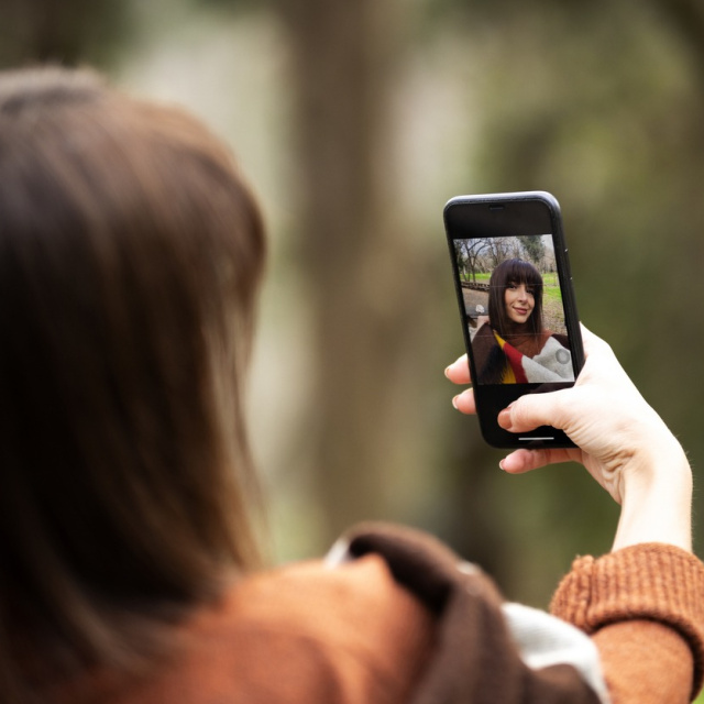 Dünyanın ilk selfie'sini çeken kişi kimdi?