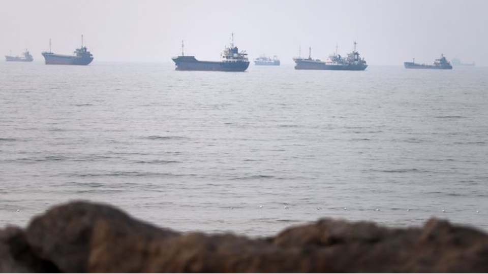 Yemen: Korsanlar bir tankeri kaçırdı