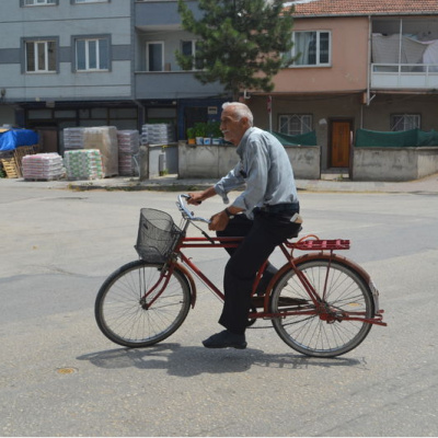 38 yıllık muhtarın sağlık sırrı: Bisiklet