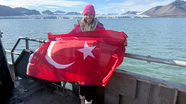 Deniz Kayadelen tarihe geçti!