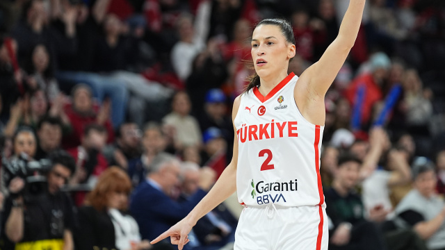 Sevgi Uzun, Galatasaray'da!