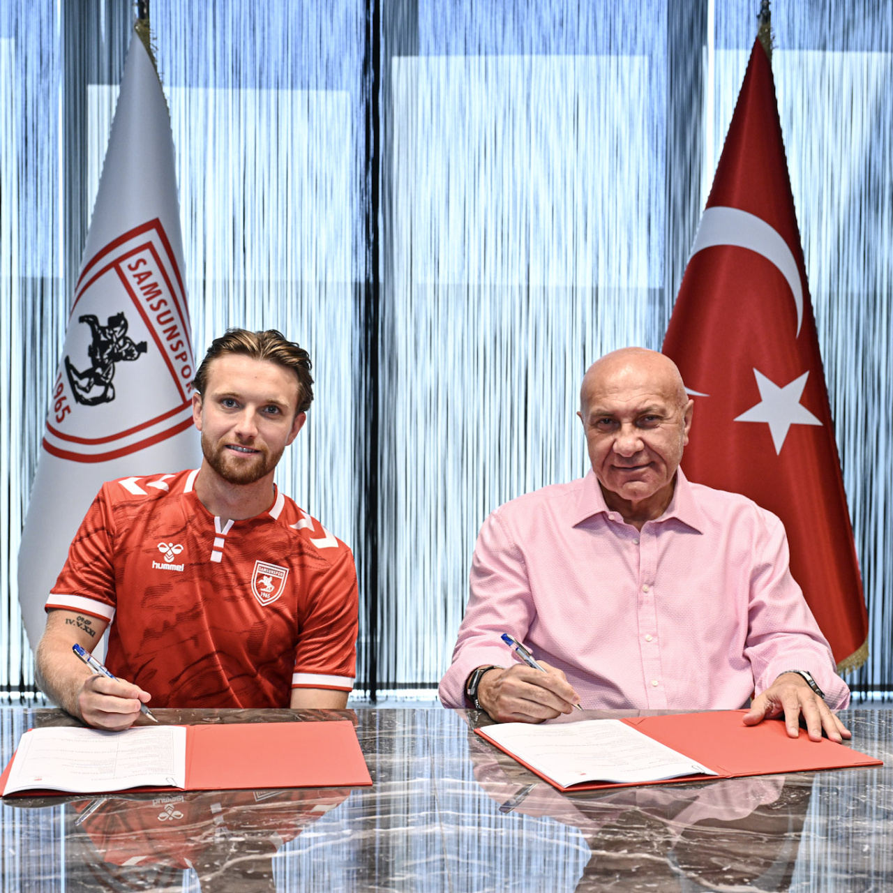 Samsunspor'a İskoç orta saha!