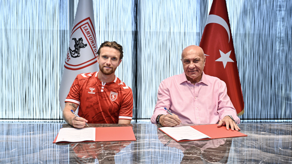 Samsunspor'a İskoç orta saha!