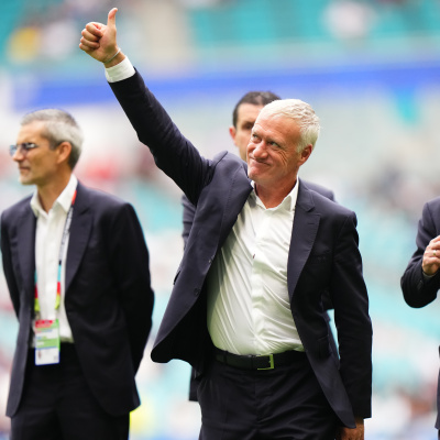 Fransa'da Deschamps veda etti