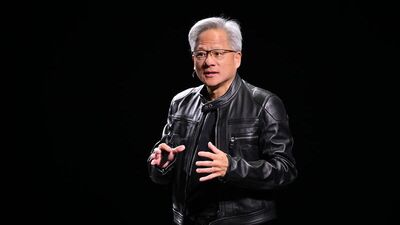 NVIDIA CEO'su Huang'ın ünlü ceketi servet değerine satıldı