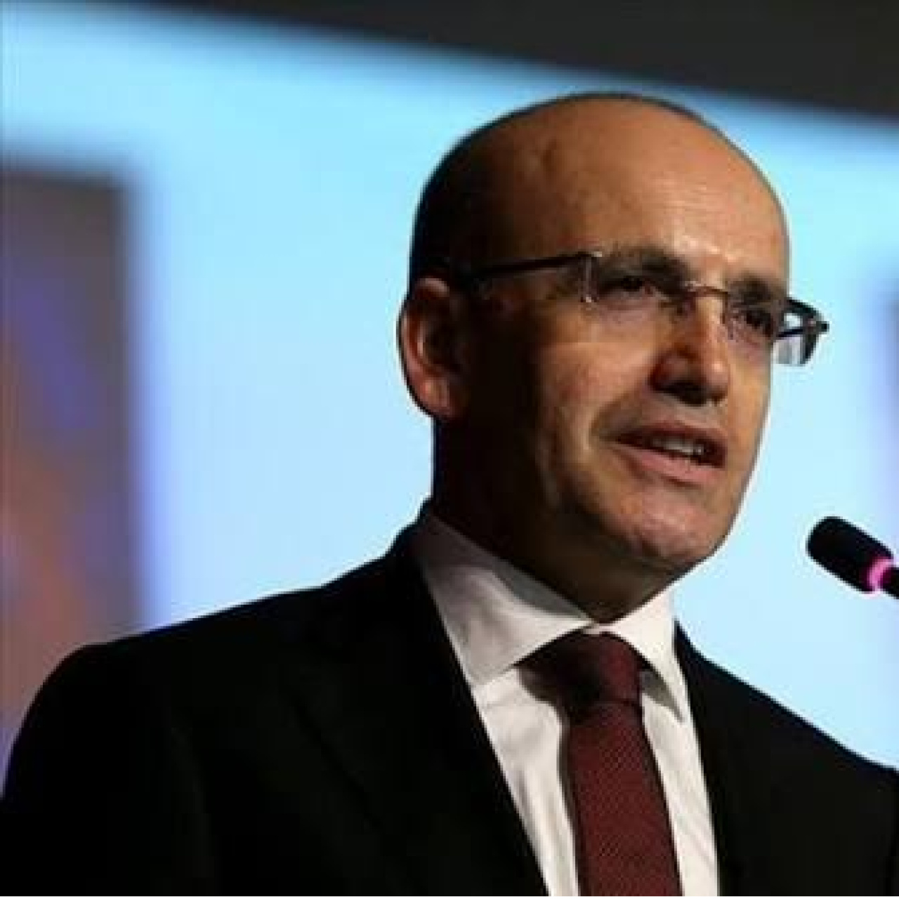 "Bütçe açığı 38 milyar TL iyileşti"