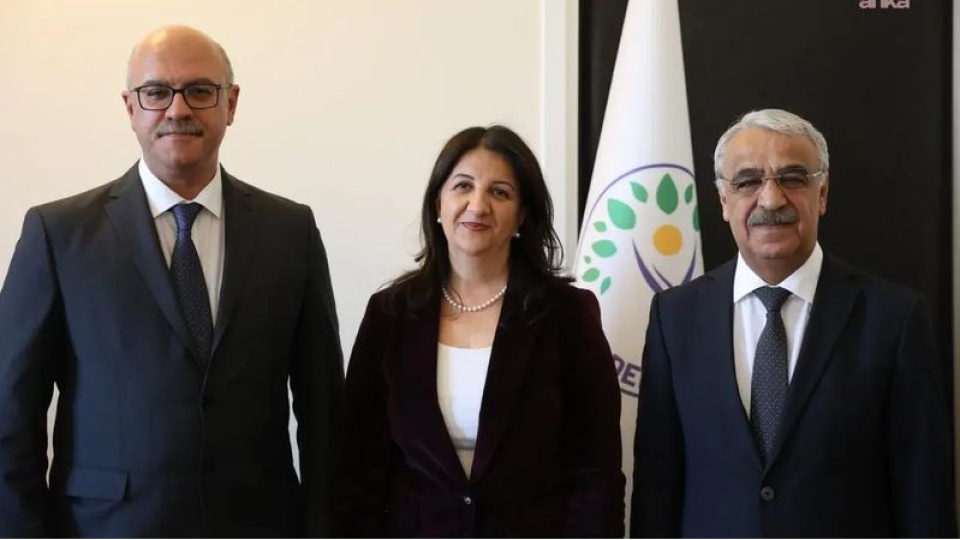 DEM Parti heyeti İmralı Adası'ndan döndü