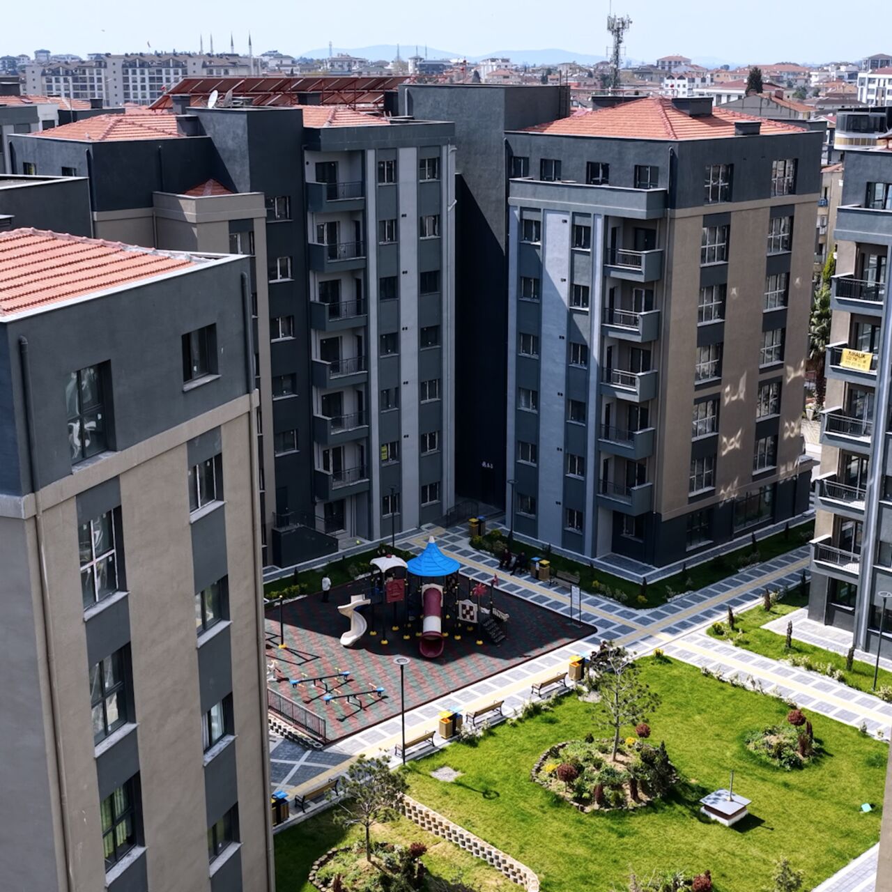 Bakan Kurum Tuzla'daki kentsel dönüşümü paylaştı