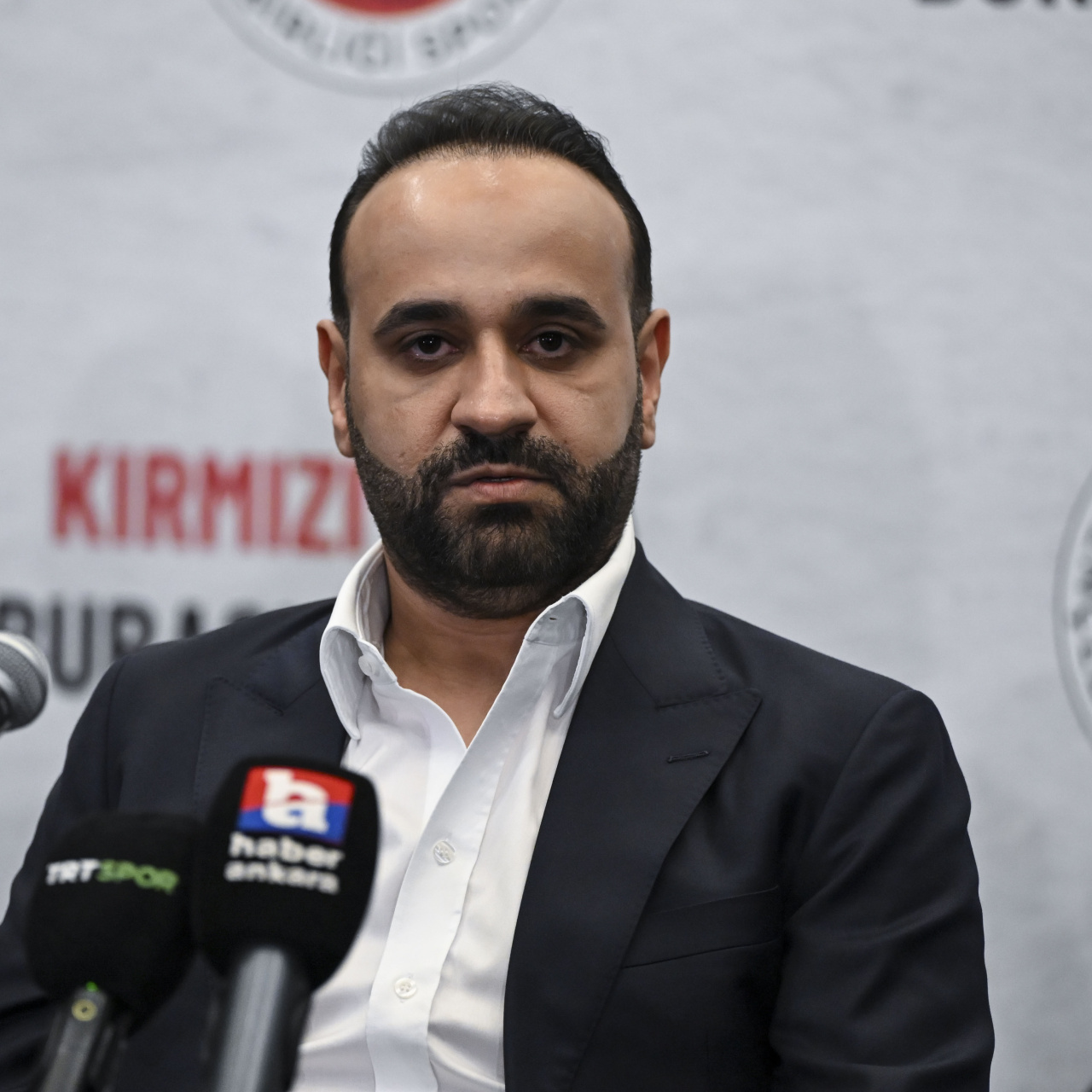 Ali Osman Avşar, başkan adaylığından çekildi!