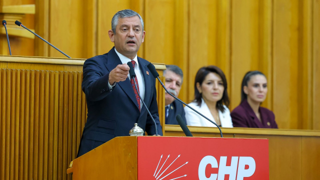 Özel'den CHP'ye veda