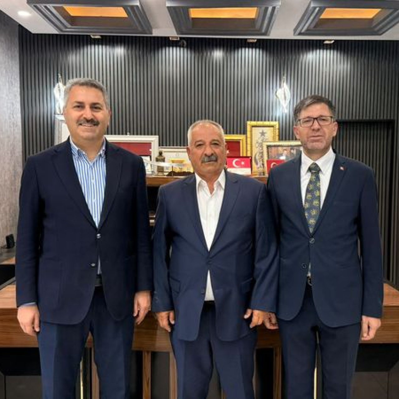 Şirvan'da başkanlığa Kemal Çeçen seçildi