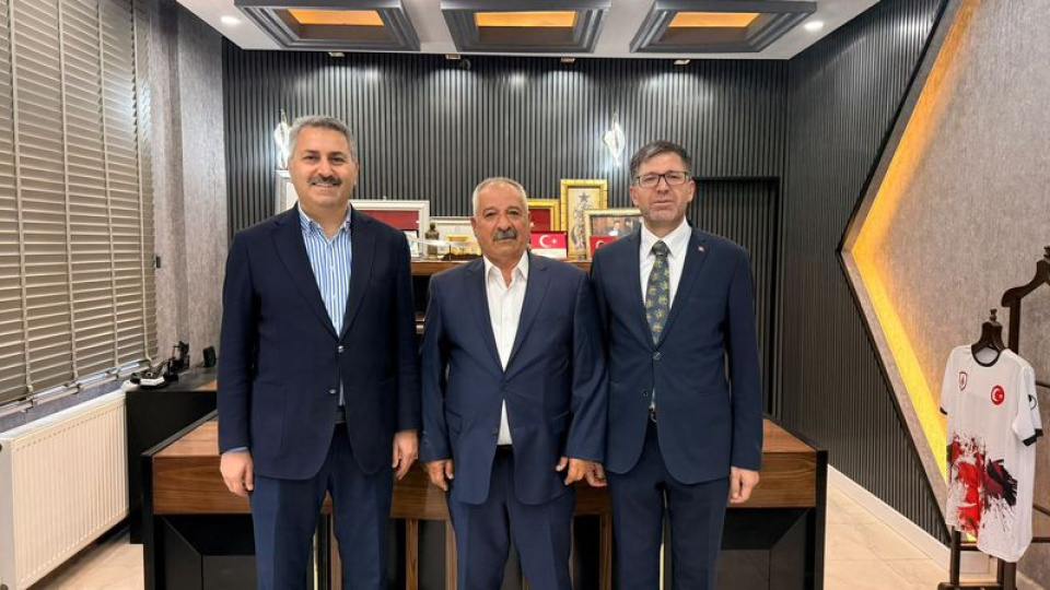 Şirvan'da başkanlığa Kemal Çeçen seçildi
