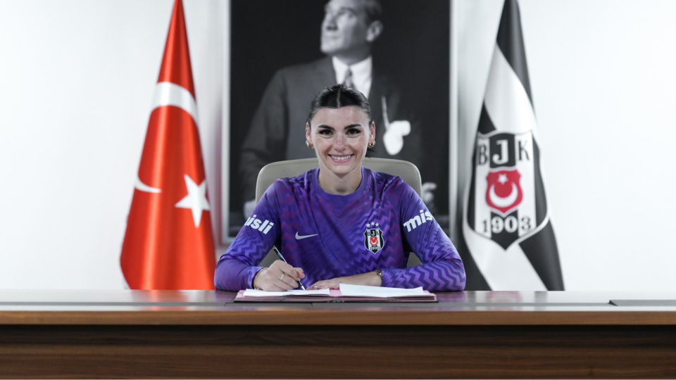 Beşiktaş, Selda Akgöz'ü transfer etti!