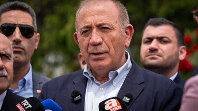 7 ilçe başkanı görevden alındı