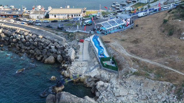 Karadeniz'in dalgaları Arnavutköy'de enerjiye dönüştü