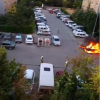 Kız arkadaşının dükkanını ve otomobilini yaktı, peşinden ateş etti!