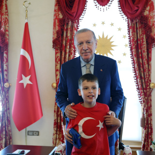 Cumhurbaşkanı Erdoğan "Cake Not Hate" kampanyasıyla tanınan Joshua Harris'i kabul etti