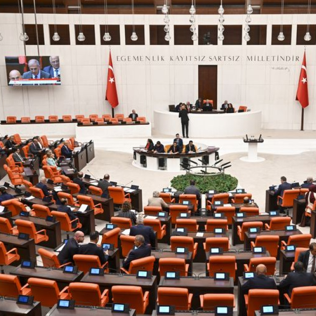En düşük emekli aylığı düzenlemesi TBMM'de