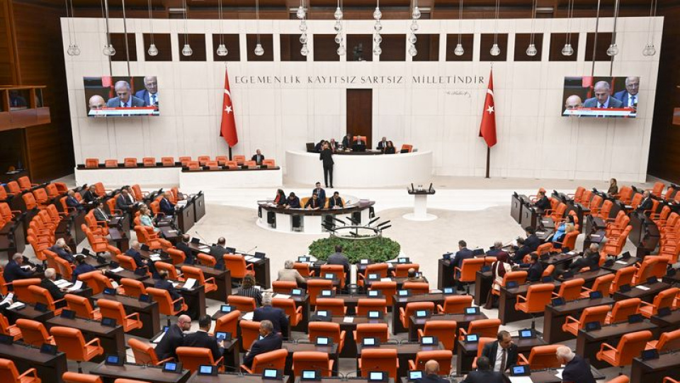 En düşük emekli aylığı düzenlemesi TBMM'de
