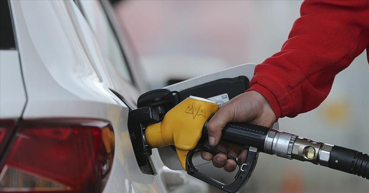 Akaryakıtta Fiyat Depremi: Benzine Büyük Zam Pompaya Yansıdı