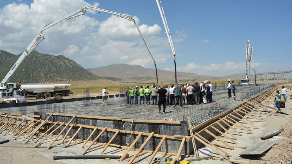 Tatvan'da yeni otogarın temeli atıldı