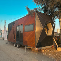 Pes dedirten hırsızlık! 'Tiny house'u çaldılar!