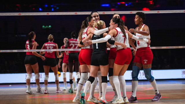 Filenin Sultanları yarı finalde!