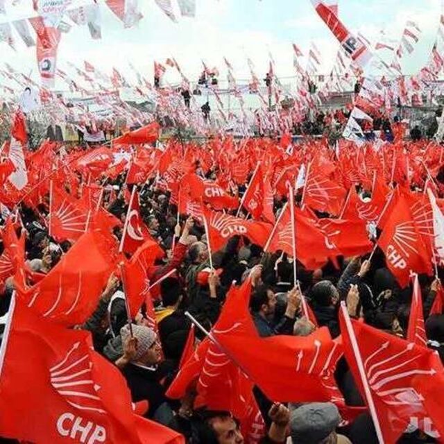 2 CHP'li başkan disipline sevk edildi